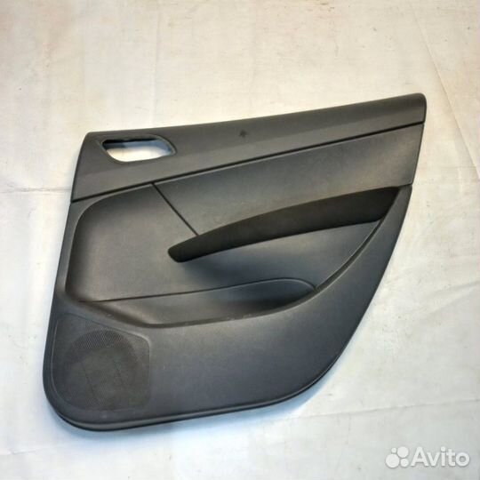 Обшивка двери задняя правая Peugeot 308