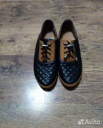 Кроссовки женские 40 р в ассортименте