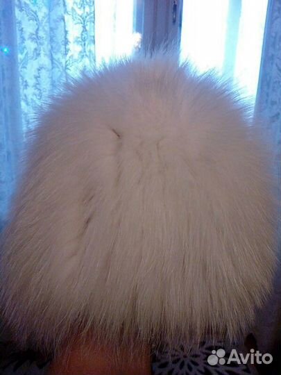 Меховая шапка песцовая