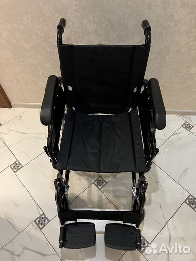 Коляска инвалидная Barry A8 T