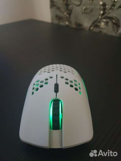 Glorious model o wireless