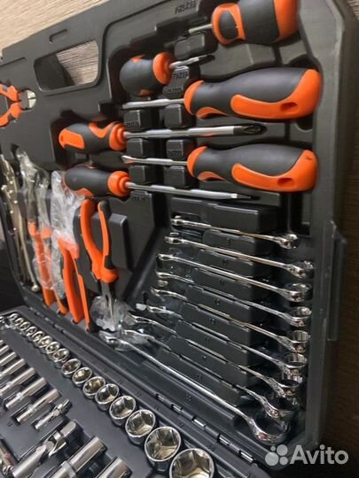 Набор инструментов 131 предмет для авто