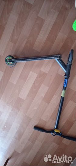 Трюковой самокат