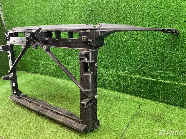 Панель радиатора телевизор skoda octavia A7 5746