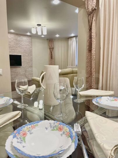 3-к. квартира, 98 м², 4/7 эт.