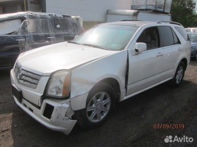 Разбор на запчасти Cadillac SRX 2004-2009