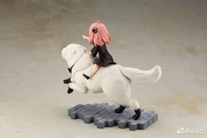 Anya Forger & Bond Forger