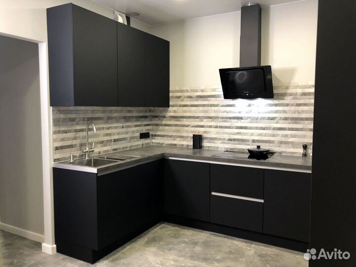 Кухня современная на заказ. Доставка и сборк