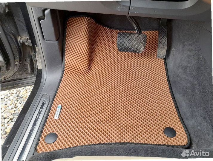 Передние коврики на автомобиль