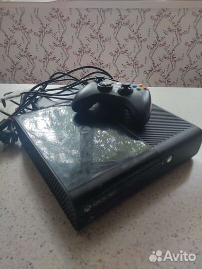 Приставка Хbox 360 Е