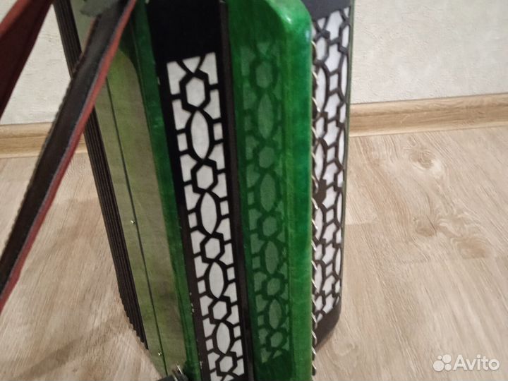 Баян Этюд 205м2