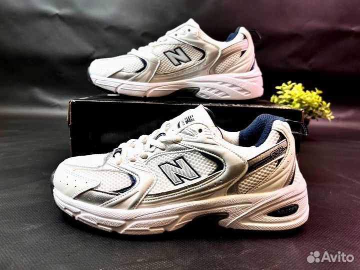 Кроссовки New Balance легкие