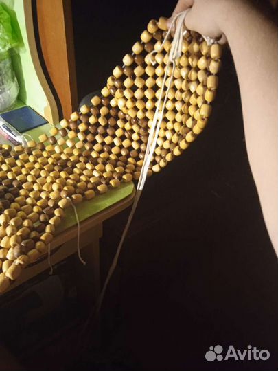 Чехол на сиденье из дерева