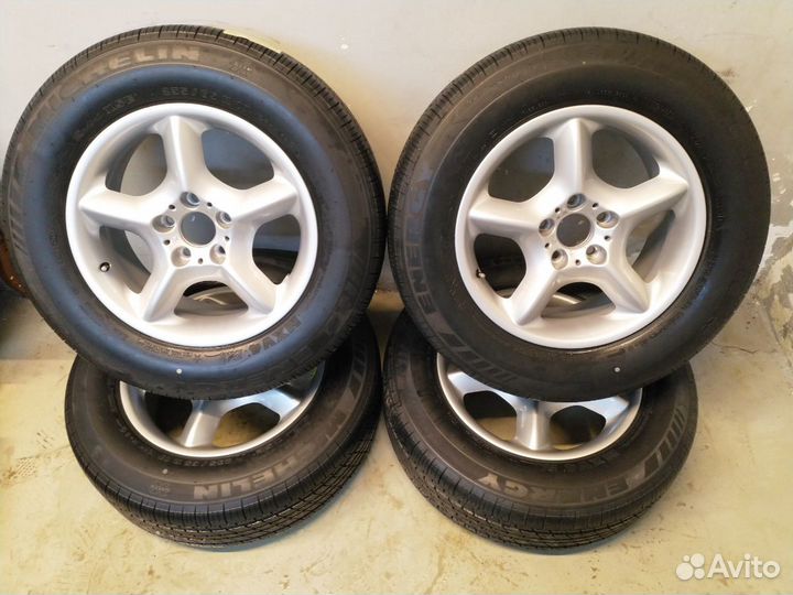 R17 Michelin Energy MXV4 235/65, PCD 5x120 DIA 72.6