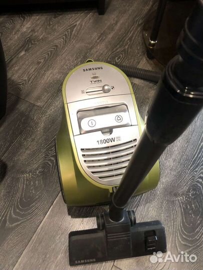 Пылесос Samsung SC8431