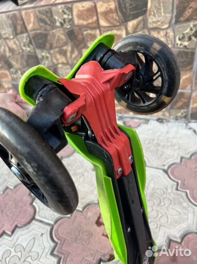 Самокат детский трехколесный