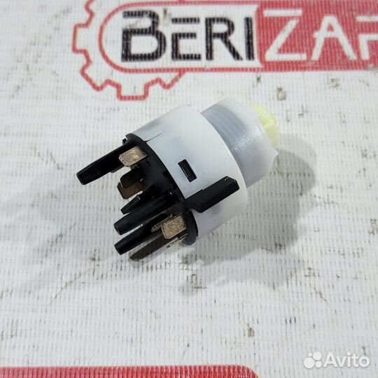 Группа контактная замка зажигания Skoda Octavia A4