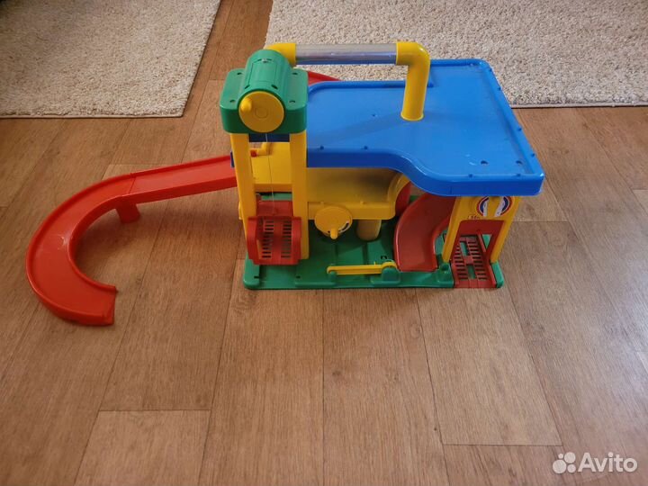 Лего, гараж, железная дорога, конструктор