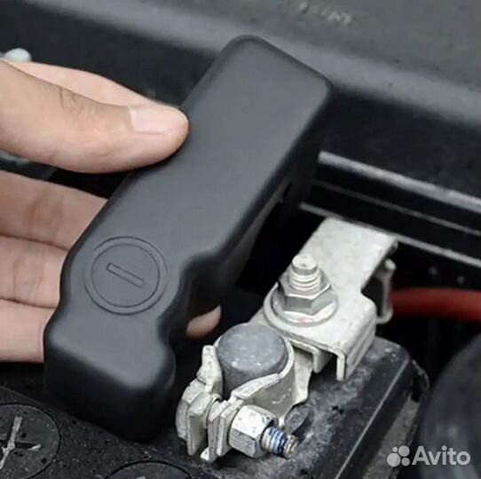 Крышка, заглушка минусовой клеммы Toyota Prado 150