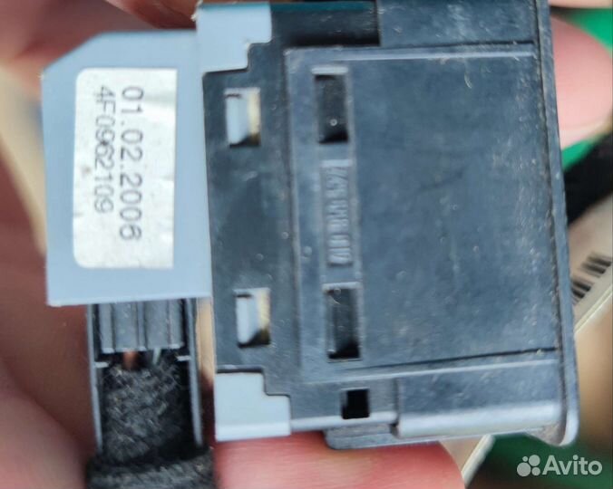 Кнопка многофункциональная audi Q7 4L