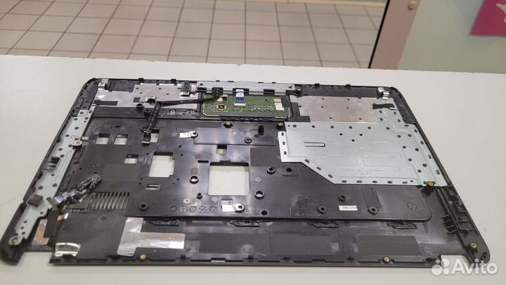 Корпусные части ноутбука нp TPN-I107