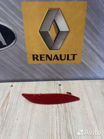 Катафот Отражатель заднего бампера Renault fluence