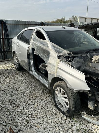 Разбор LADA vesta