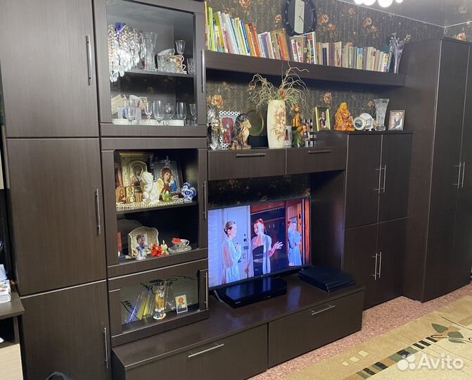 Стенка в гостиную