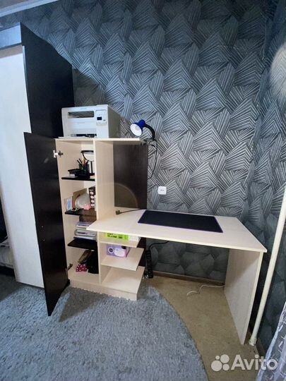 Компьютерный стол