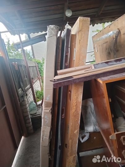 Дверь деревянная