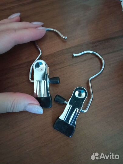 Вешалки/ крючки/ зажимы