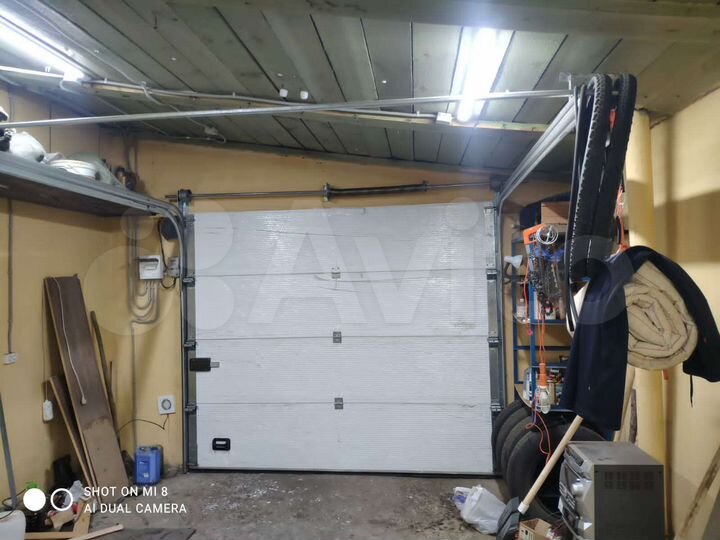 Гараж, > 30 м²