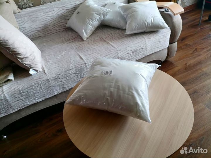 Подушка (Иваново). Новые. 45*45. Ниже рынка