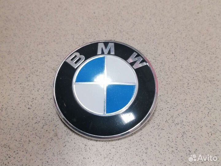 Эмблема bmw