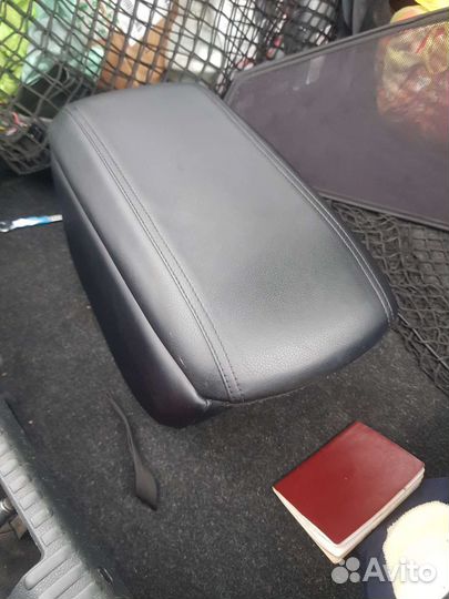 Подлокотник шкода октавия а7