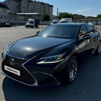 Lexus ES 2.5 AT, 2019, 138 000 км, с пробегом, цена 3 440 000 руб.