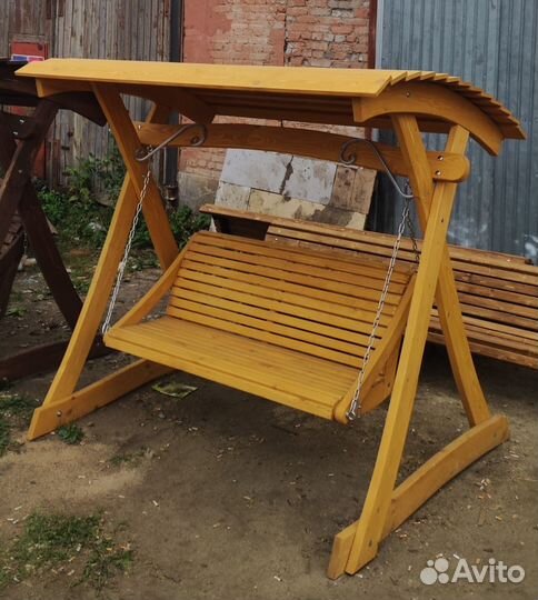 Сосновая качель для отдыха
