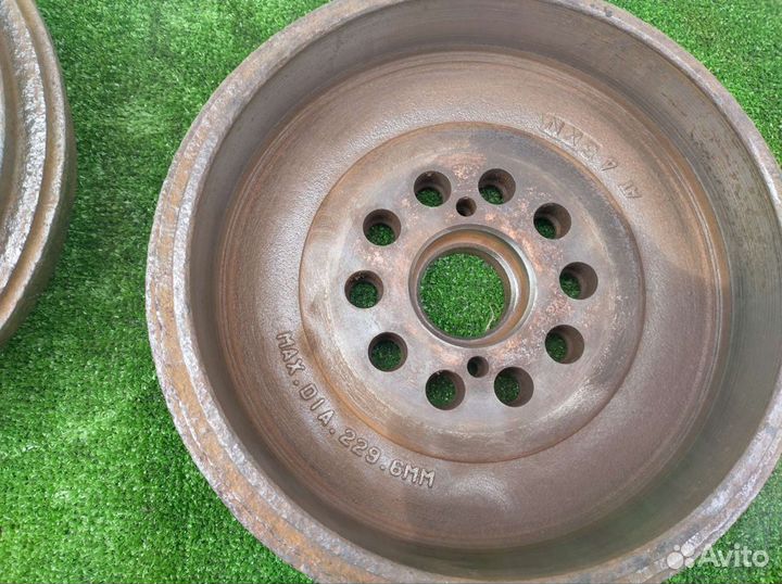 Барабан тормозной Pontiac Vibe 4WD/ Toyota Matrix