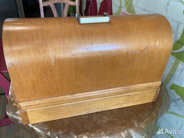 Швейная машинка singer / зингер