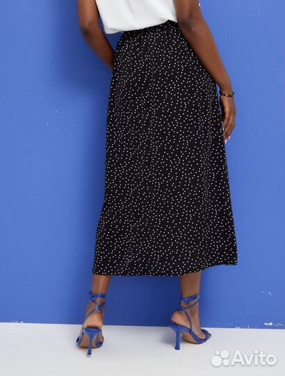 Юбка миди с разрезом