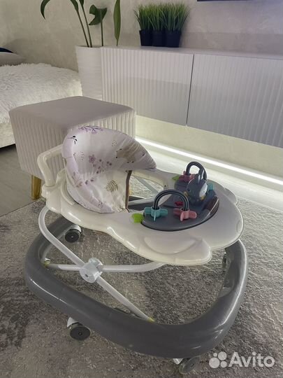 Продам ходунки в отличном состоянии