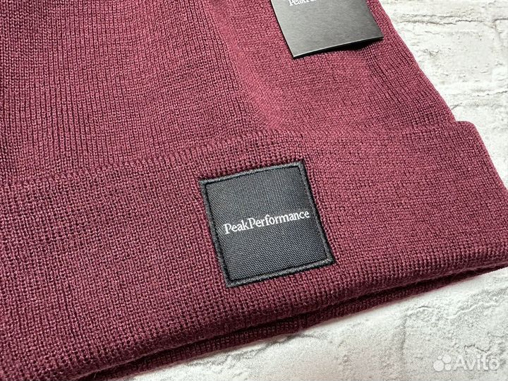 Peak Performance Оригинал Новая Шапка
