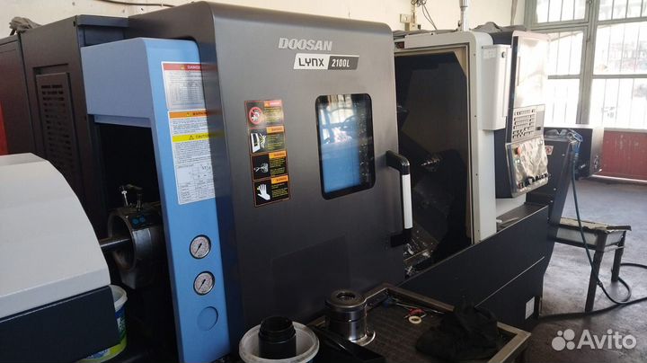 Токарный станок с чпу doosan lynx 2100LB