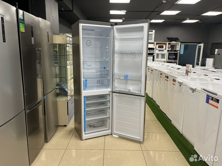 Холодильник новый Haier