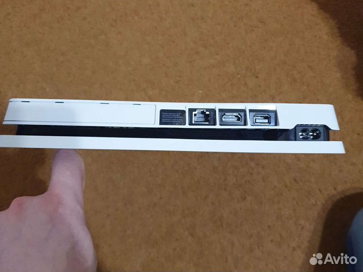 Sony playstation 4 Slim 300 игр в том числе Новинк
