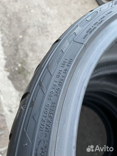 Nitto NT555 G2 245/35 R20