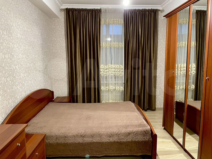 2-к. квартира, 100 м², 5/10 эт.