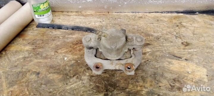 Суппорт передний левый ваз R14