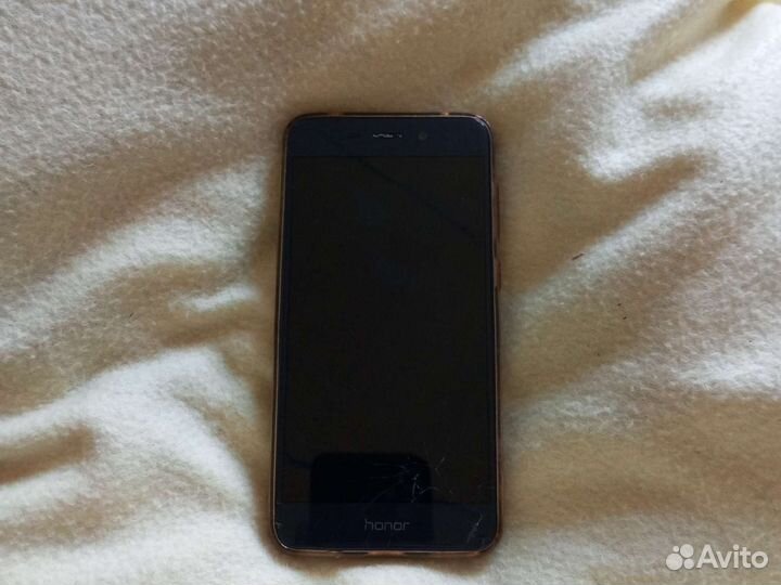 Телефон Honor