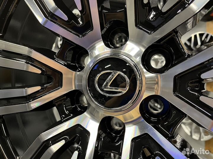 Диски R22 на Toyota LC300 и Lexus LX J300